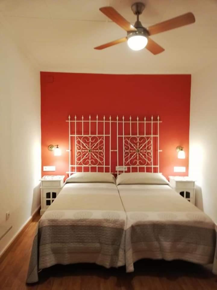 Hostal Los Aromas Villena Ngoại thất bức ảnh