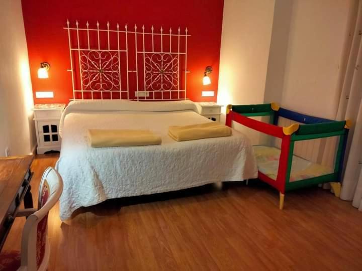 Hostal Los Aromas Villena Ngoại thất bức ảnh