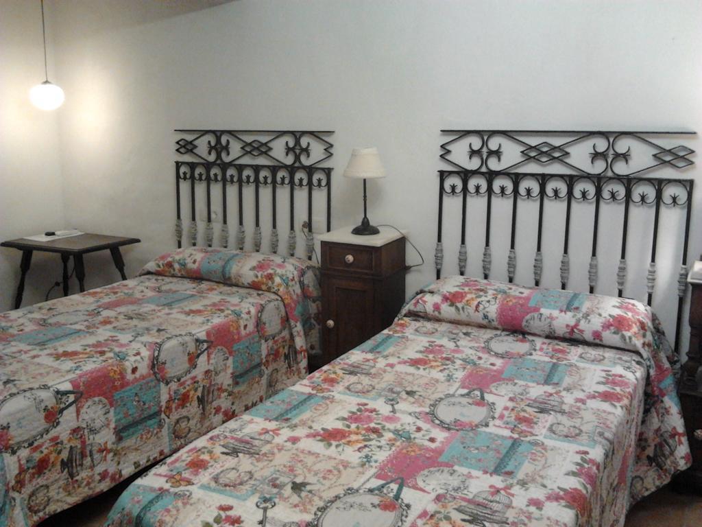 Hostal Los Aromas Villena Phòng bức ảnh