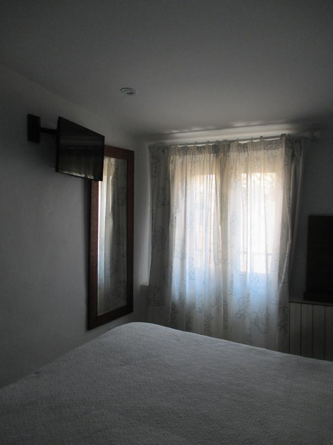 Hostal Los Aromas Villena Ngoại thất bức ảnh